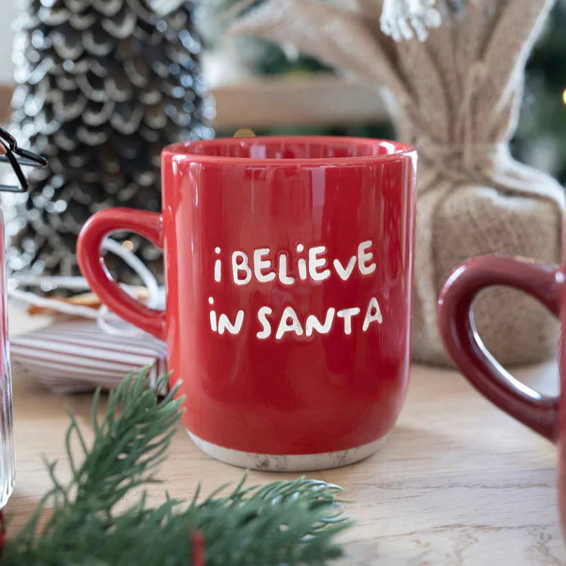 Det gamla apoteket - Mugg 30 cl. röd - Jag tror på jultomten