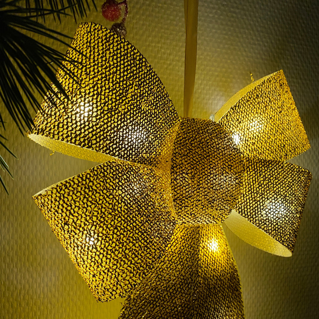 Sirius - Julius-rosett med LED - guld 40 cm