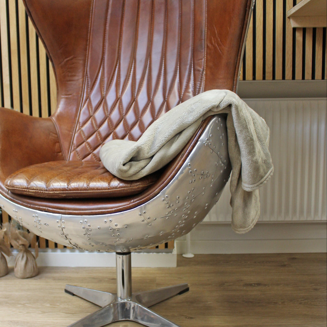 Rutig beige Storlek 130 x 150 cm.