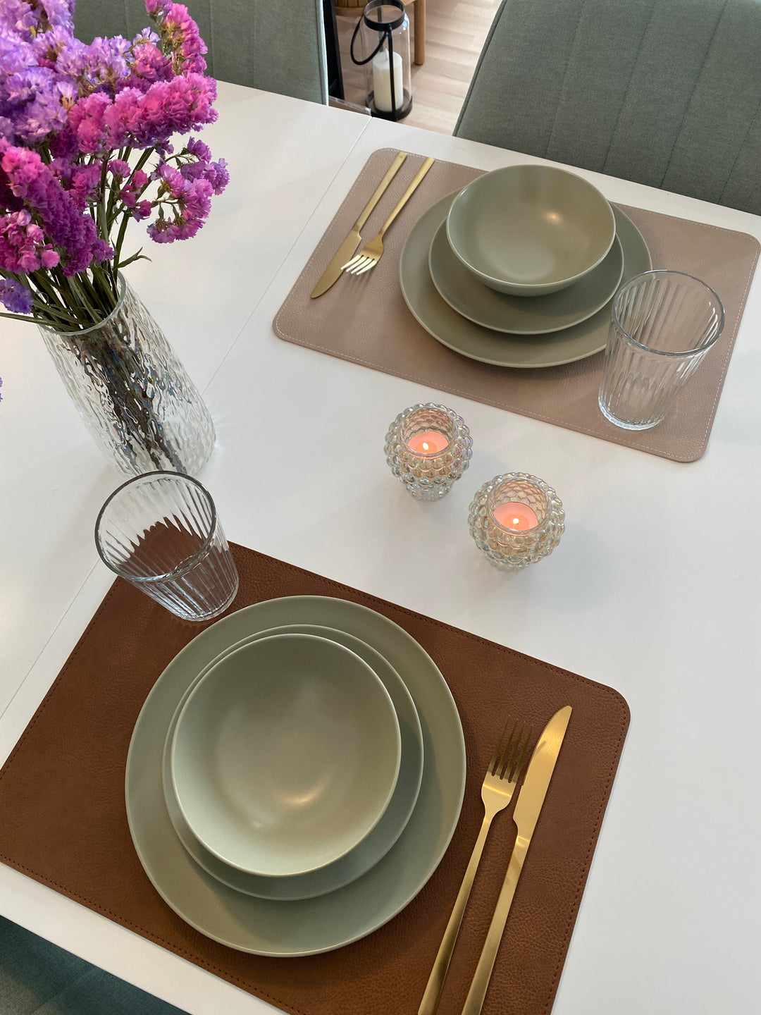 Vändbar bordsunderlägg - PU 30x45 cm tobak/sand