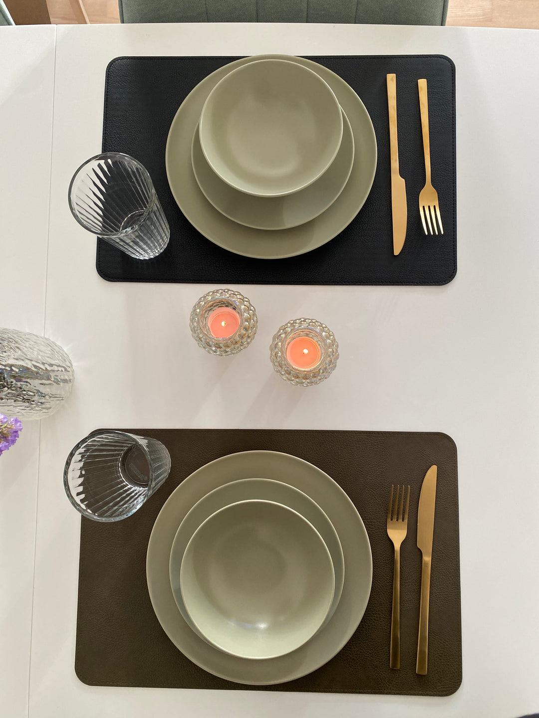 Vändbar bordsunderlägg - PU 30x45 cm svart/olivgrön