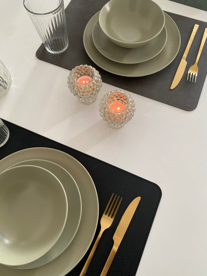 Vändbar bordsunderlägg - PU 30x45 cm svart/grå