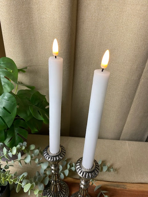 Conzept - 2 x Ljusstake med 3D-flamma Vit - 22 cm