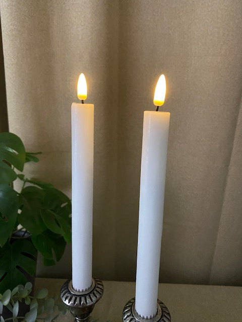 Conzept - 2 x Ljusstake med 3D-flamma Vit - 22 cm