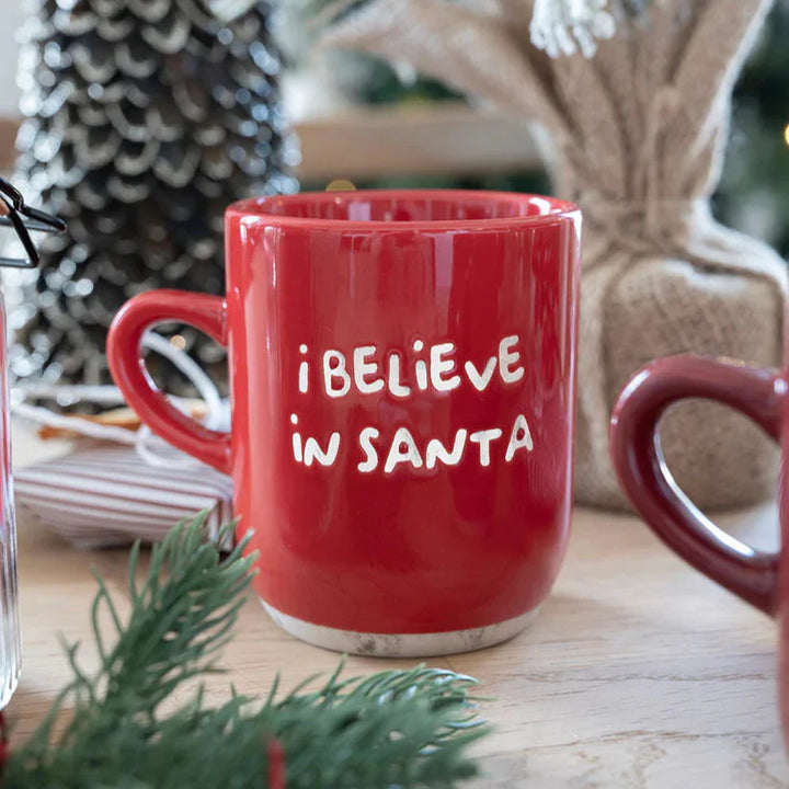 Det gamla apoteket - Mugg 30 cl. röd - Jag tror på jultomten