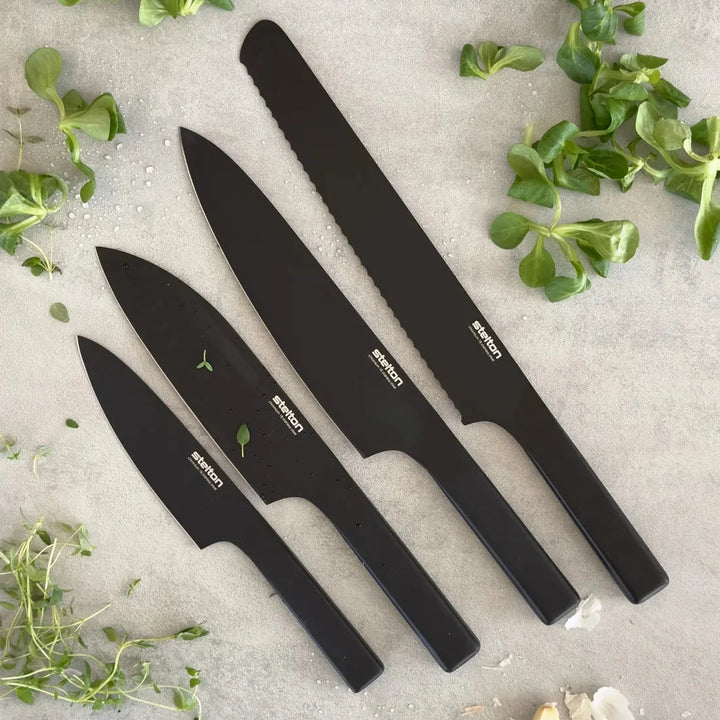 Stelton - Knivset Pure Black 4 delar