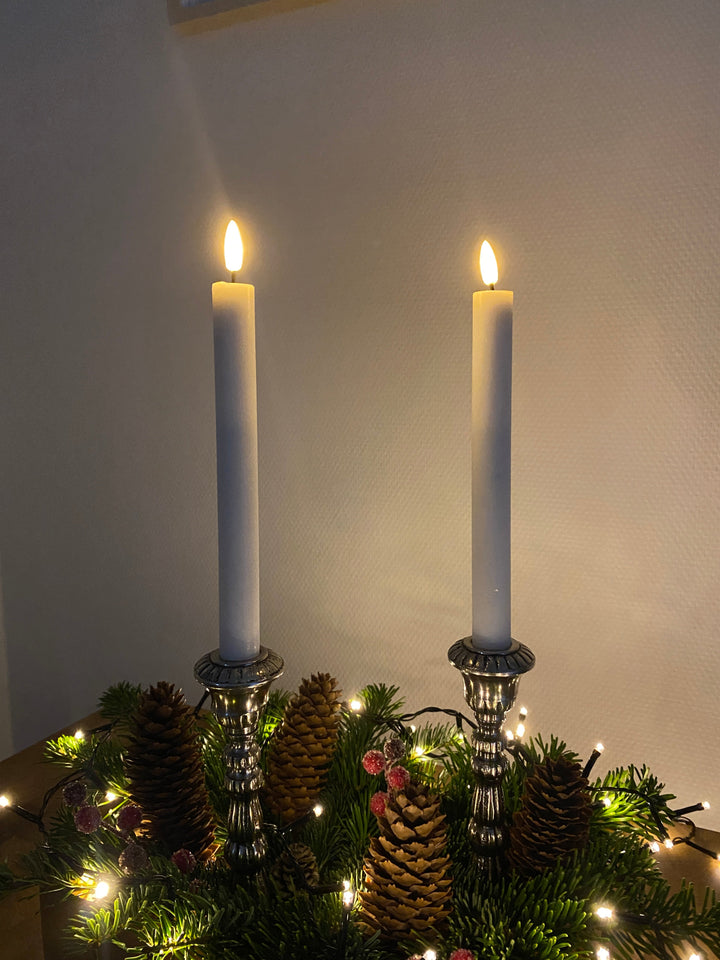 Conzept - 2 x Ljusstake med 3D-flamma Vit - 22 cm