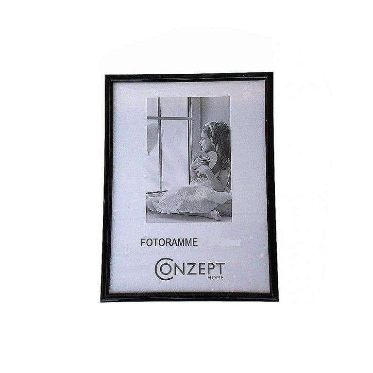 Conzept Living tavelram med svart kant 50x70 cm