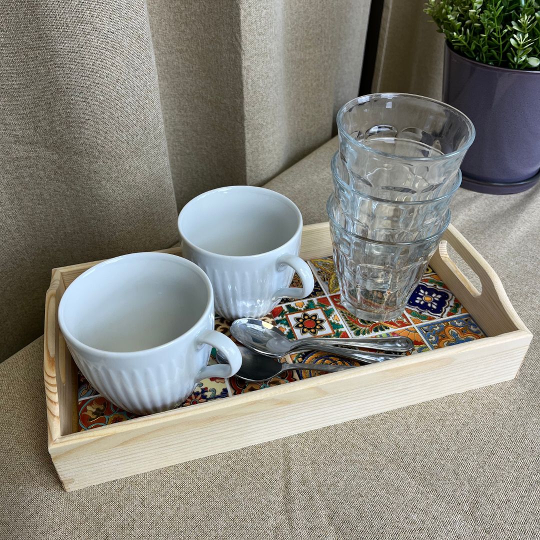 Serveringsbricka i keramik och trä - stor