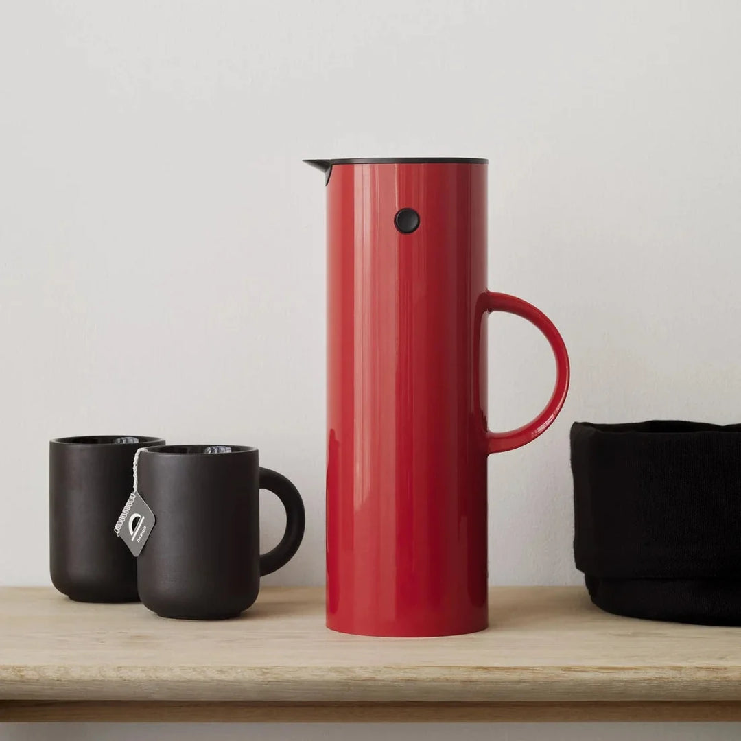 Stelton - Termoskanna 1 L. - Cherry red