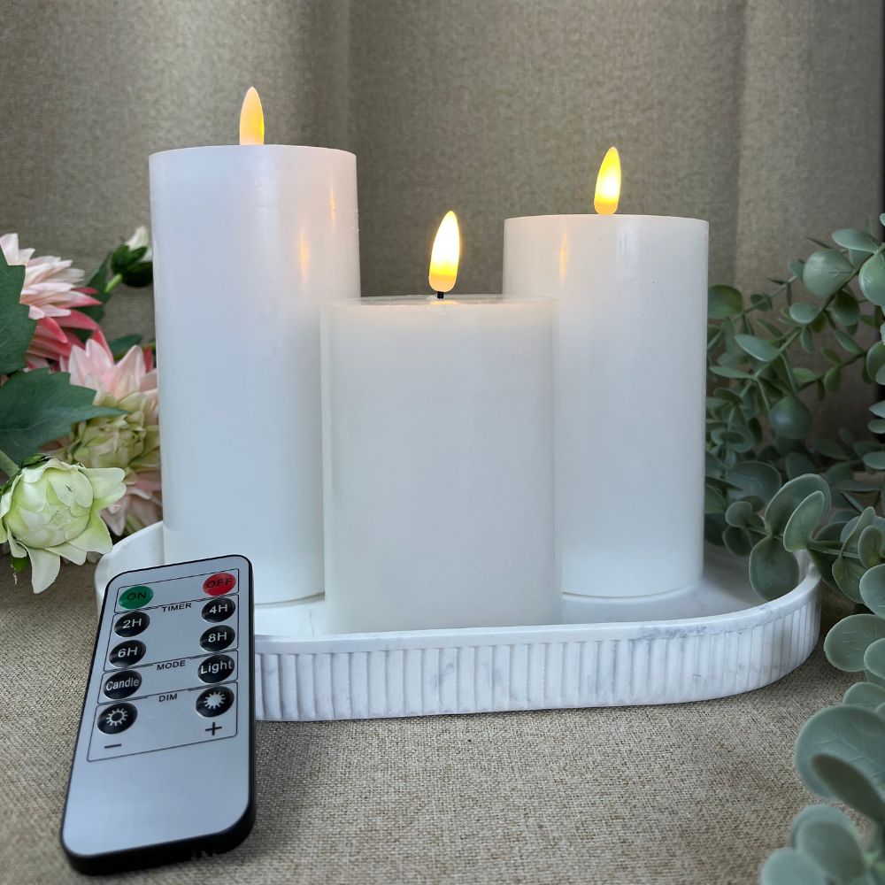 3 LED blockljus med 3D-flamma och fjärrkontroll Ø7,5 cm - Vit