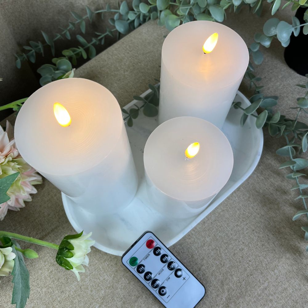 3 LED blockljus med 3D-flamma och fjärrkontroll Ø7,5 cm - Vit