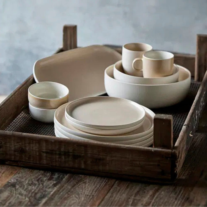 Studio Round - Serveringsfat North 38 x 19 cm Matt vit/Matt sand