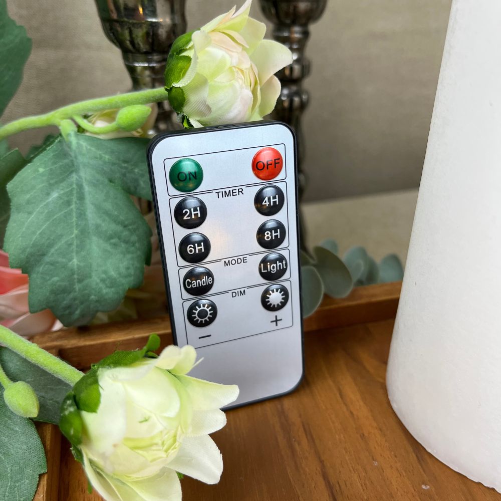 LED-ljusset 10 st. 3 blockljus, 2 taklampor, 4 värmeljus, 1 fjärrkontroll