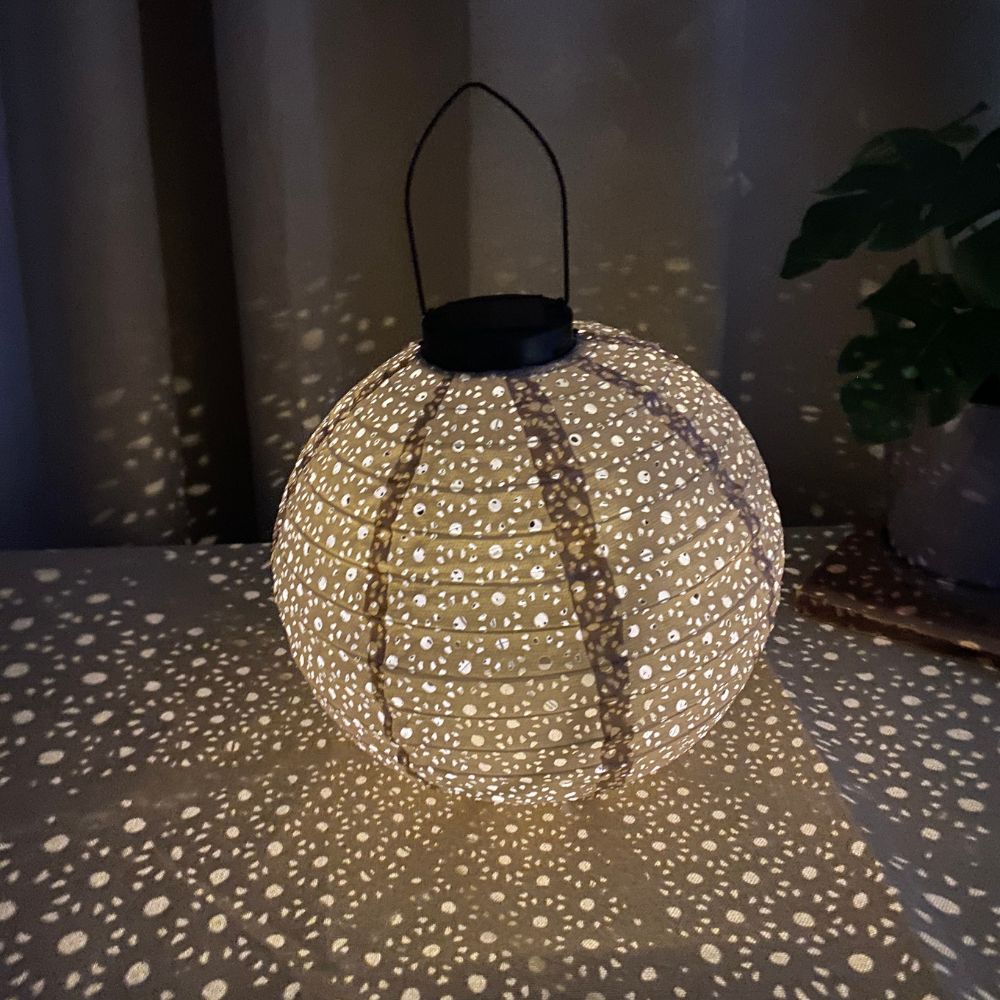 Solcellslykta Ø25 cm sand