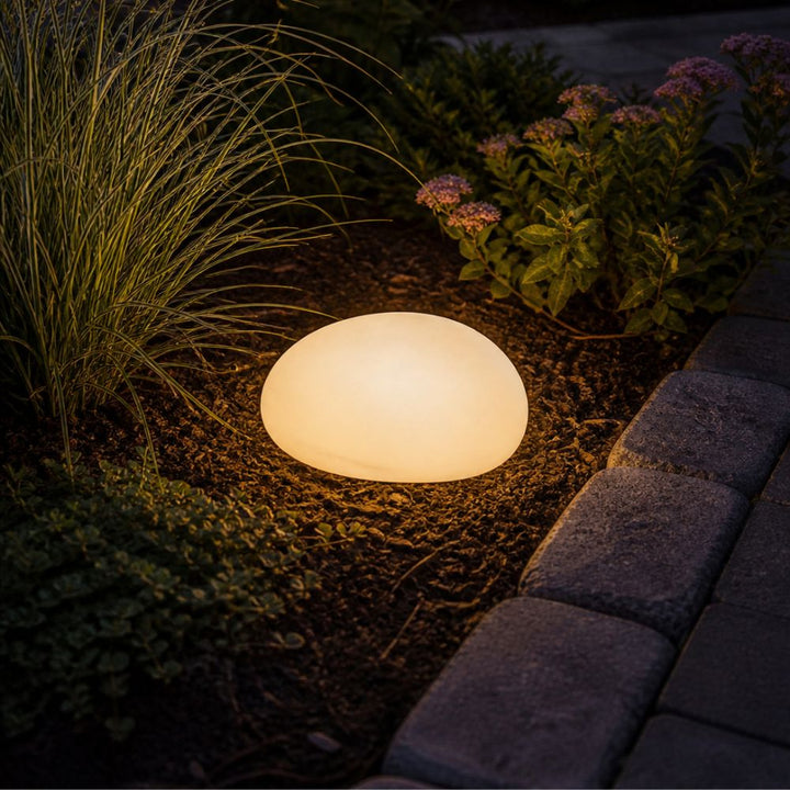 Solcellslampa sten 25x21x14 cm IP44 plast vit