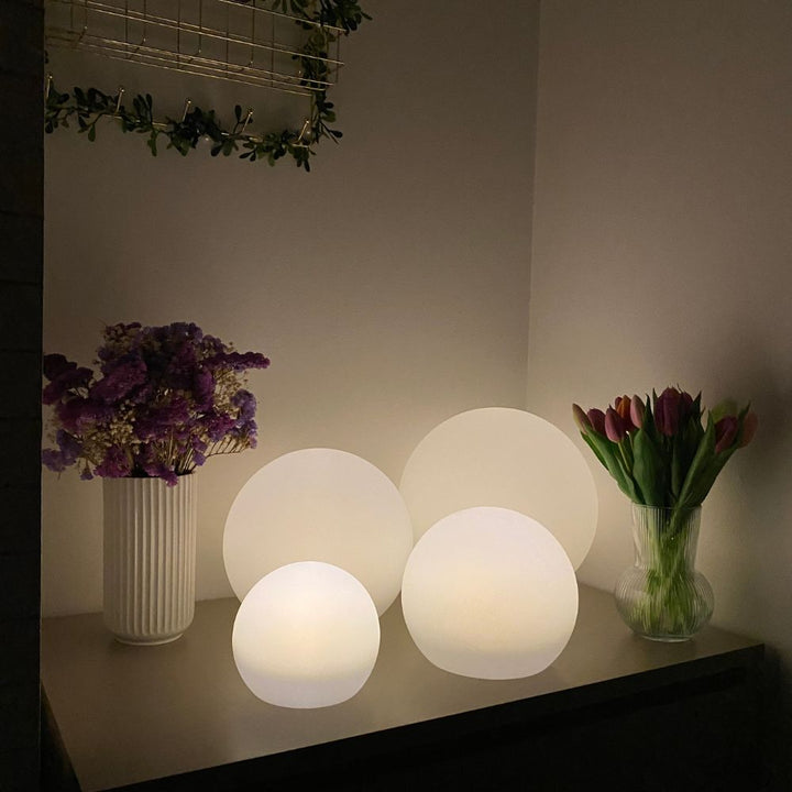 Solar lyskugler 4 stk. Ø30/25/20/15 - hvid