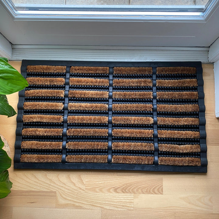 Dörrmatta med borstar 40 x 60 cm