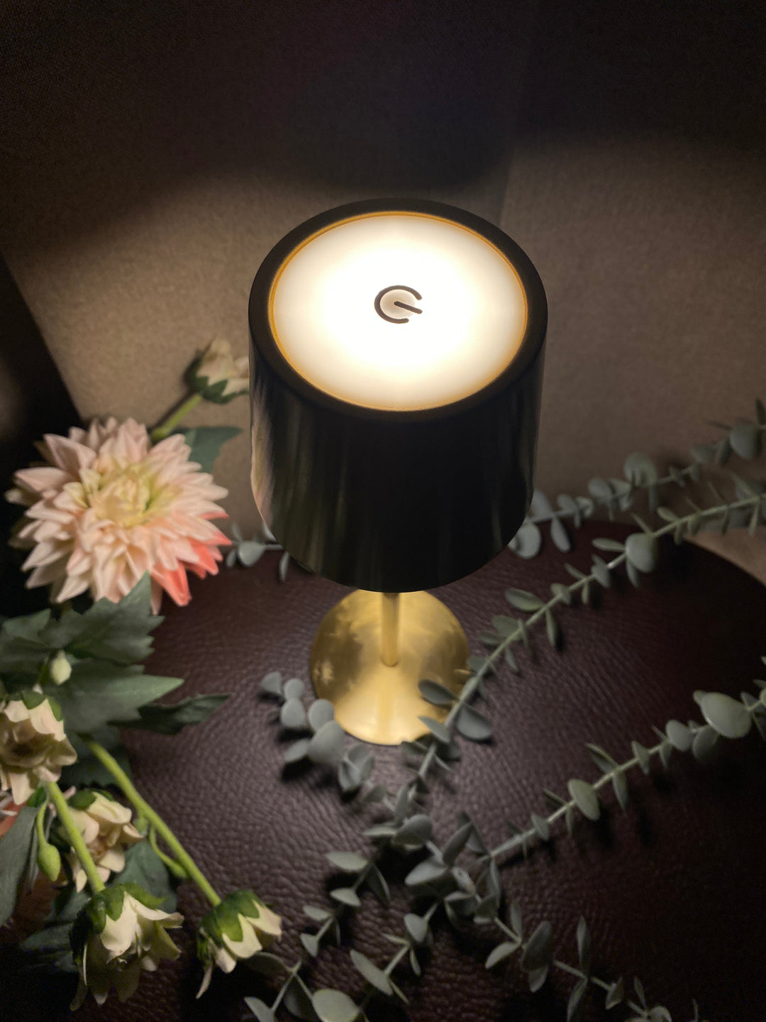 Bordlampa med touchfunktion i svart 27,5 cm