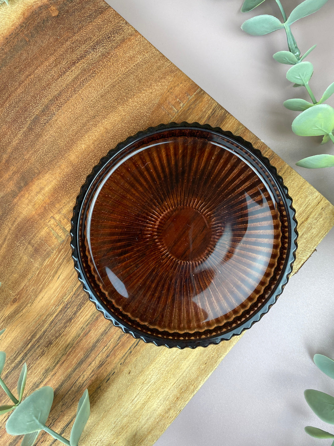 Glasfat för dekorationer Ø9,8 cm i färgat glas - blandat