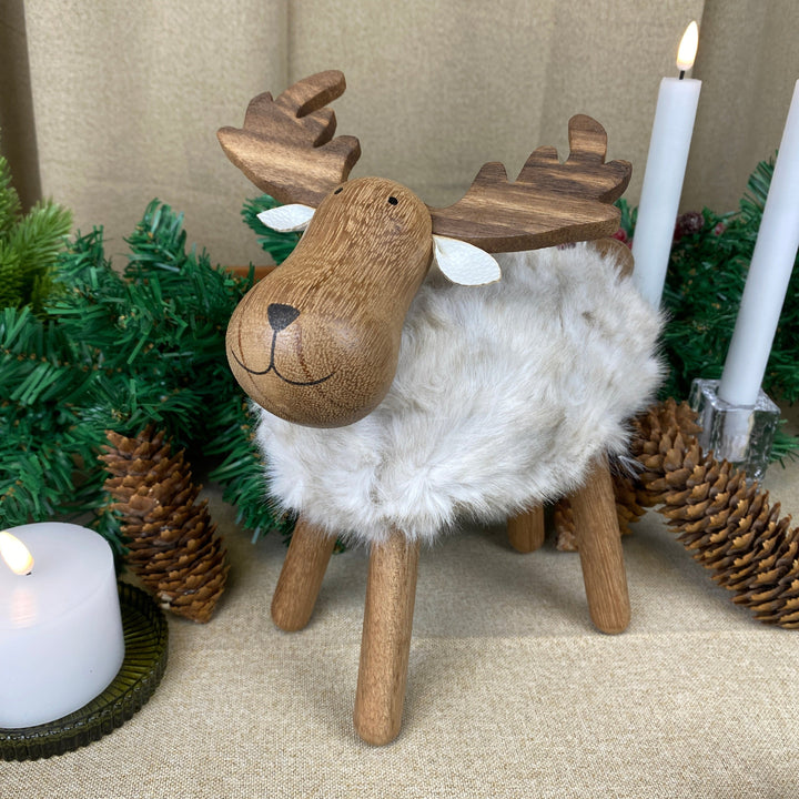 Älg med mjuk päls H26 cm - vit