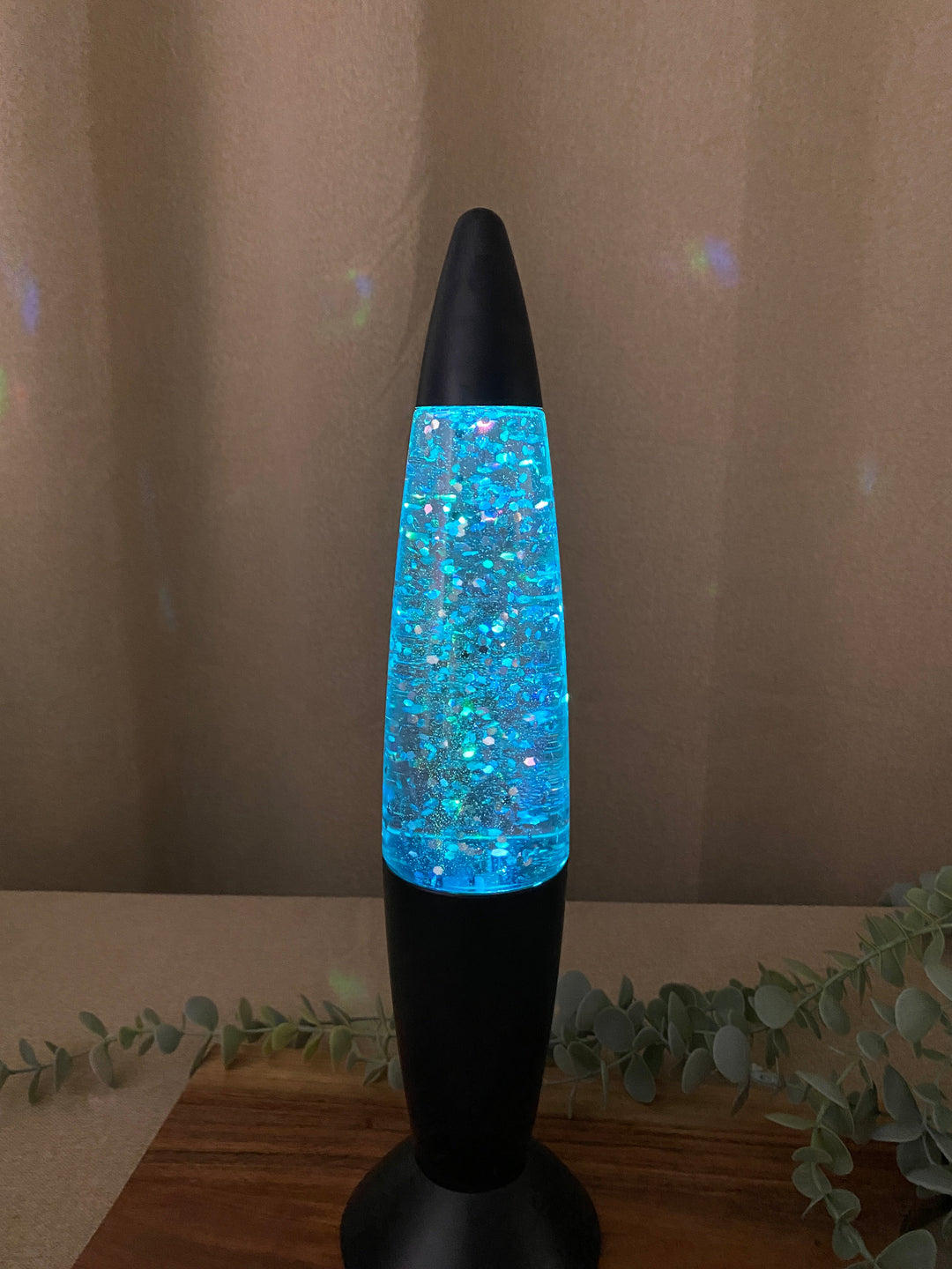 Glitterlampa i mattsvart - 36 cm för batteri