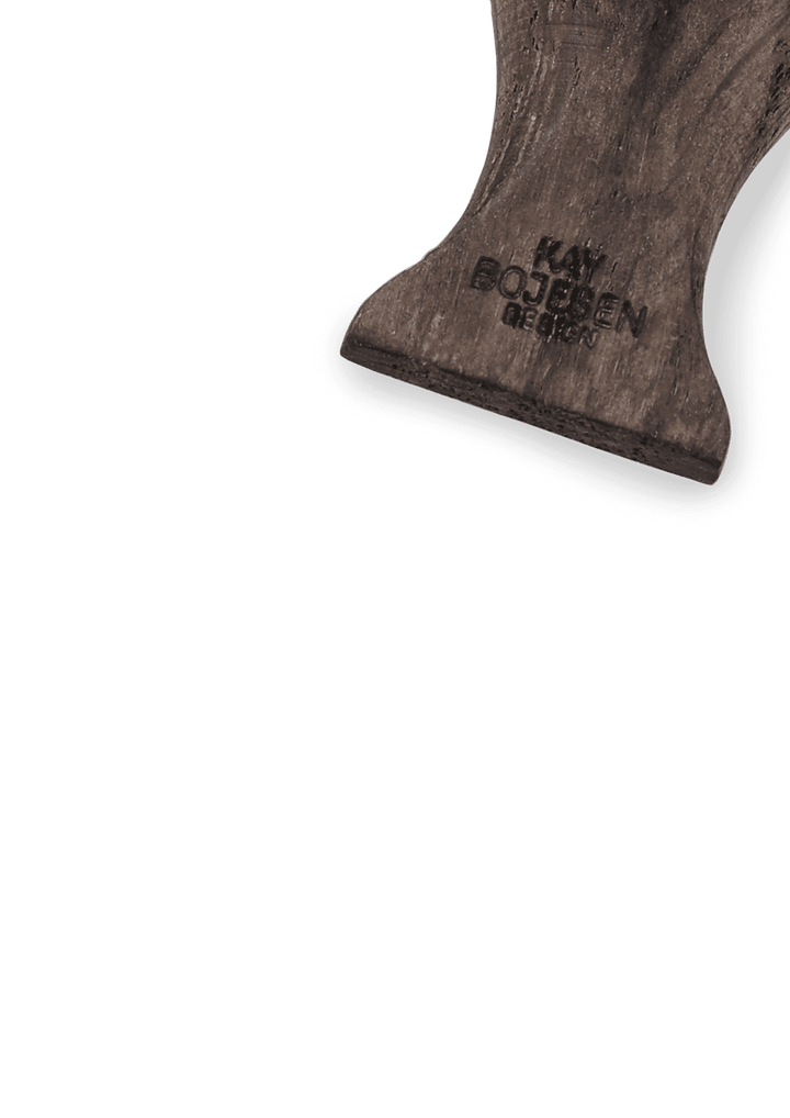 Kay Bojesen - Nyckelring i silverfärgad metall med fågel och svart läder i rökt ek