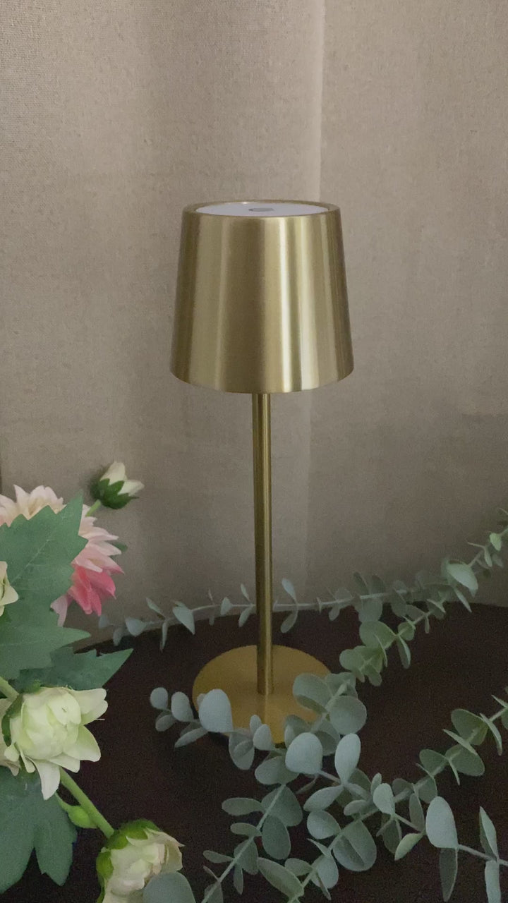 Bordlampa med touch i guld 27,5 cm