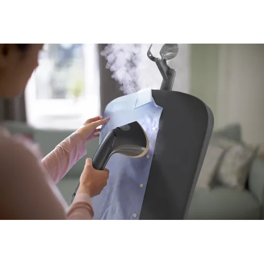 Philips - Ångkokare för klädsel med vinklingsbar stylingbräda