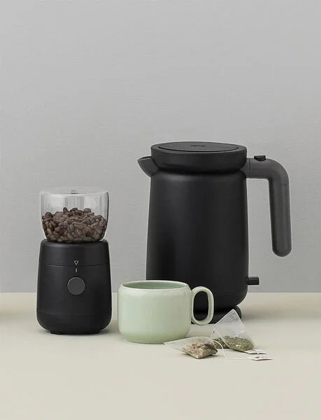 RIG-TIG FOODIE - Vattenkokare 1 liter. svart